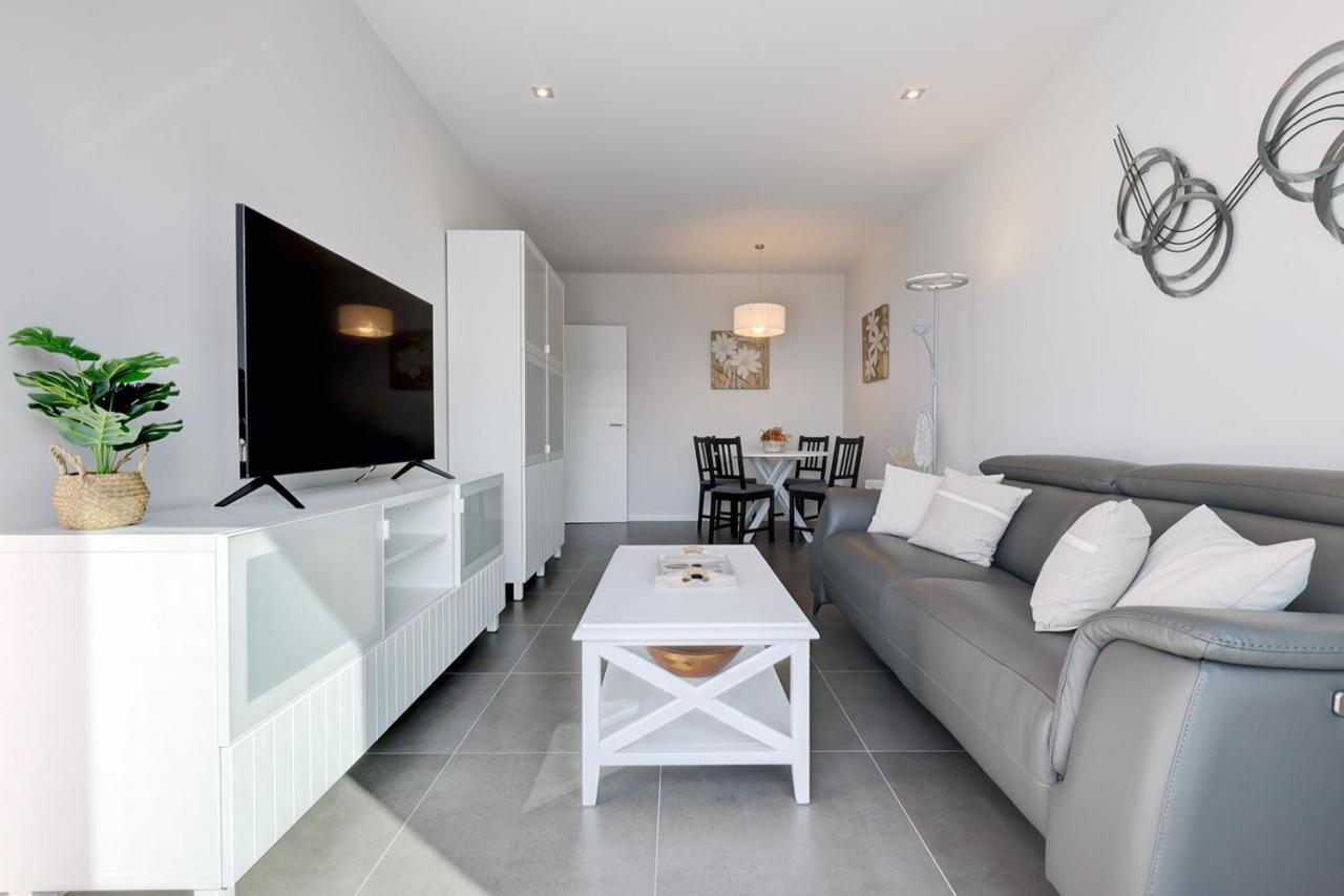 Brand New Apartment With Pool And Sea View In Marbella Exteriör bild