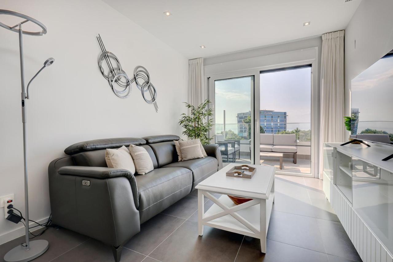 Brand New Apartment With Pool And Sea View In Marbella Exteriör bild